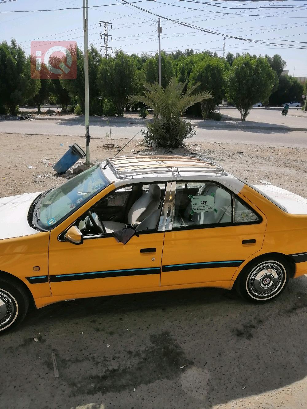 Peugeot 405